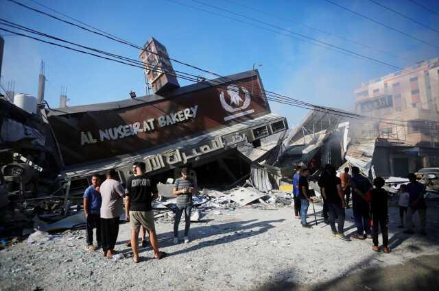 İsrail ordusu: Dün gece Gazze'ye öncekilerden çok daha büyük bir kara operasyonu düzenlendik