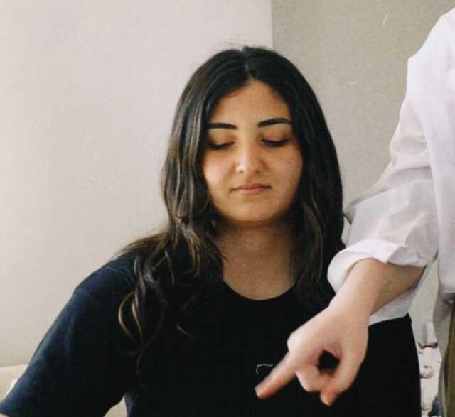 Kız öğrenci yurdunda asansöre sıkışan öğrenci hayatını kaybetti! Asansörün aynasına yazdığı not yürek yaktı Kız öğrenci yurdunda asansöre sıkışan öğrenci hayatını kaybetti! Asansörün aynasına yazdığı not yürek yaktı