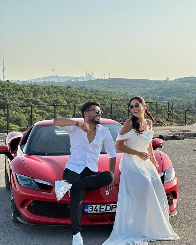 Son Dakika: Dilan Polat ve Engin Polat'a ait 15 şirkette arama yapılıyor