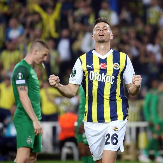 Son Dakika: Seri Devam Etti! Fenerbahçe, Konferans Ligi'nde Sahasında ...