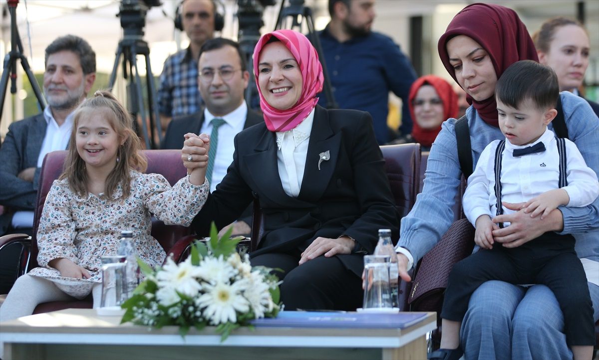 Aile ve Sosyal Hizmetler Bakanı Engelli Vatandaşlar İçin Sosyal Hizmet Modelleri Geliştiriyor