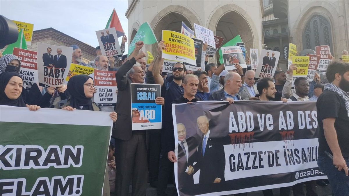 İstanbul'da İsrail Protestosu: Özgür-Der Üyeleri Fransa Başkonsolosluğu Önünde