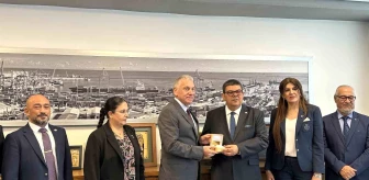 KKTC Maliye Bakanı Mersin Limanı'nın önemini vurguladı