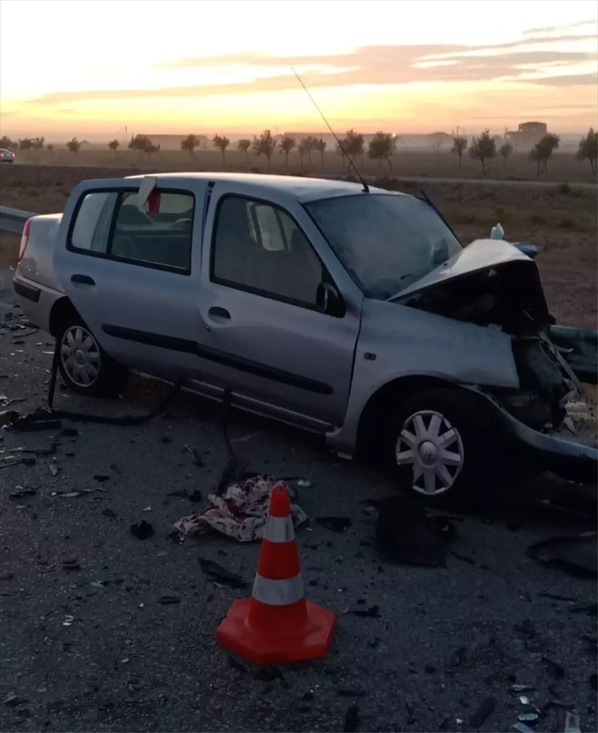 Konya'da Otomobil Çarpışması: 5 Kişi Yaralandı