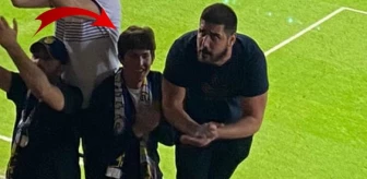 Maçın önüne geçen kare! Ali Koç'un oğlu Kerim Koç, Cem Gölbaşı ile yan yana amigoluk yaptı