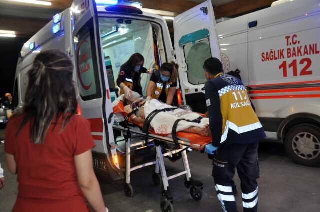 Oğluyla tartışan imam nikahlı kocasını kalbinden bıçakladı Oğluyla tartışan imam nikahlı kocasını kalbinden bıçakladı