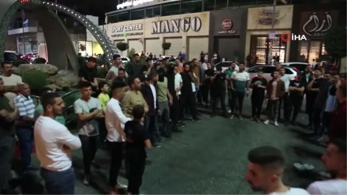 Filistinliler İsrail'in Gazze Şeridi'ne yönelik saldırılarına karşı sokaklara döküldü
