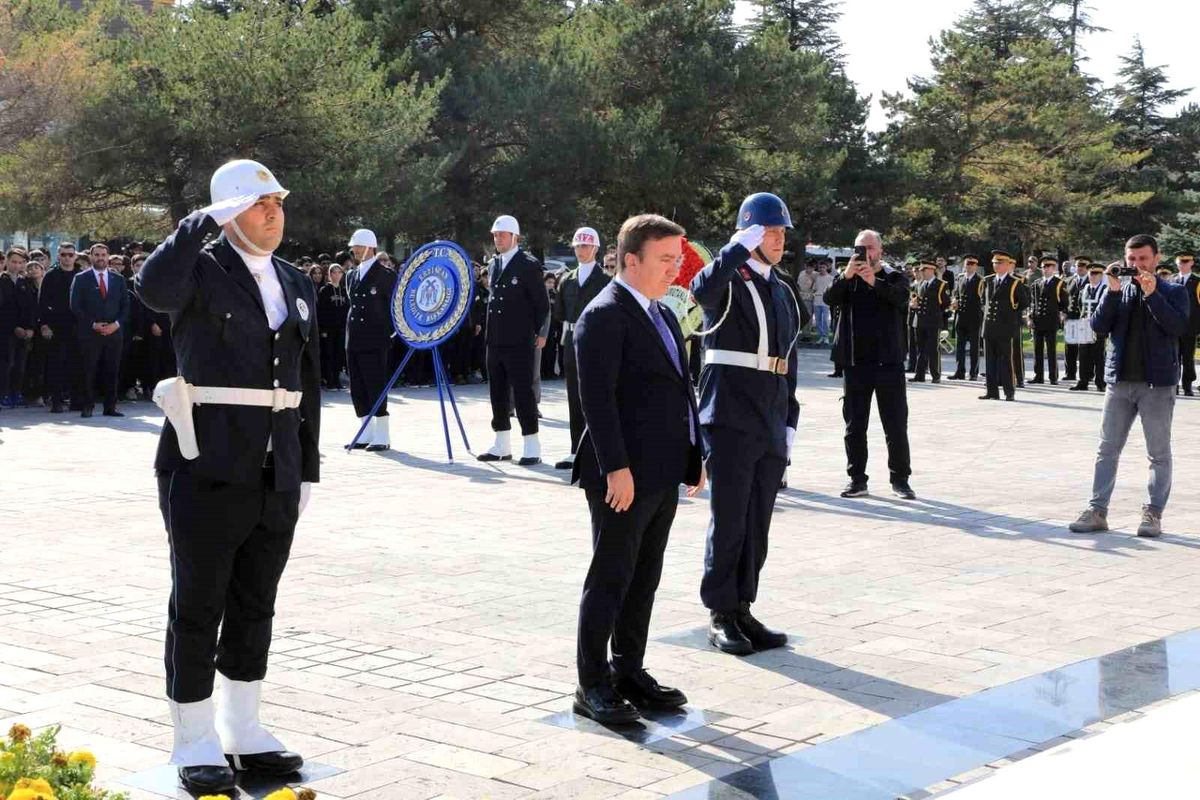 Erzincan'da Cumhuriyet Bayramı kutlamaları yapıldı