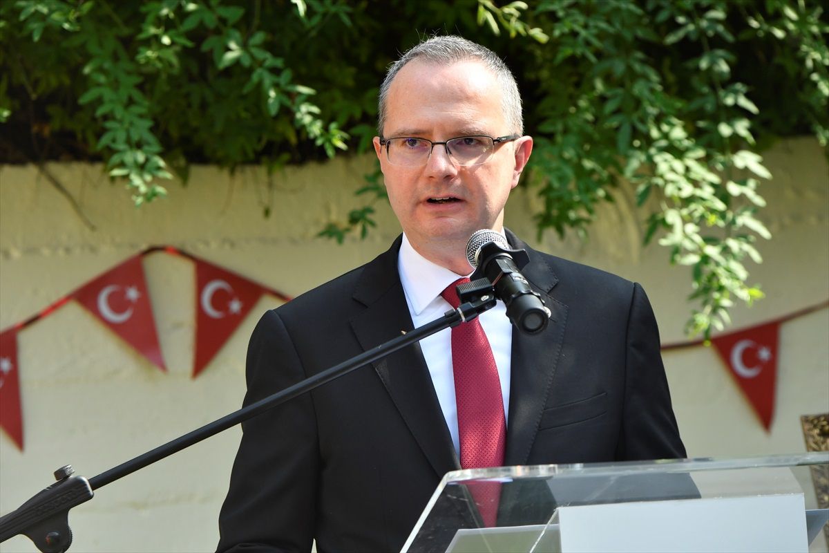 Cumhuriyet'in 100. yılı Türkiye'nin Beyrut Büyükelçiliğinde kutlandı