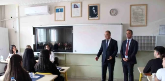 Aydın'da Cumhuriyetin 100. Yılında Gençlik ve Medeniyet Değerlerinin İnşası Lise Öğrenci Çalıştayı Düzenlendi