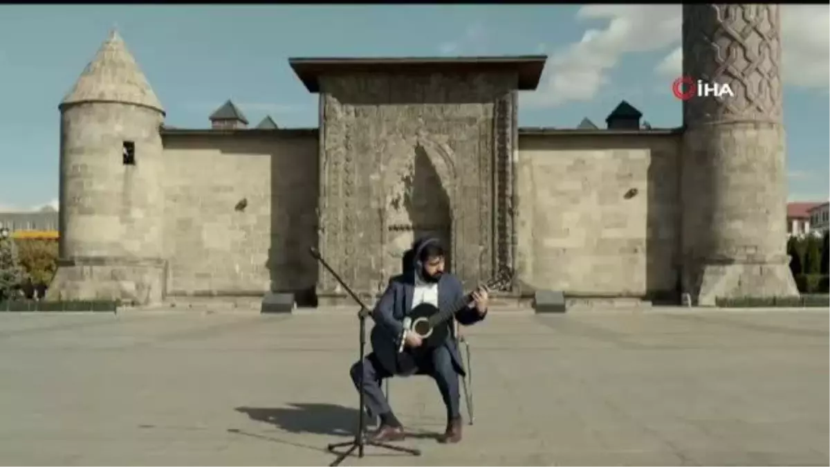 Erzurum Barosu avukatları Cumhuriyet için söyledi