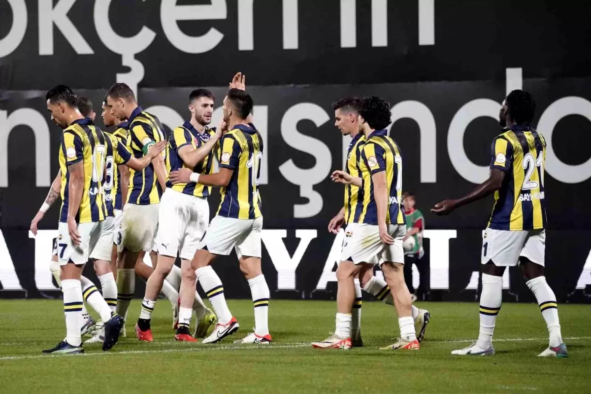 Fenerbahçe, Pendikspor'u 5-0 mağlup ederek rekor kırdı