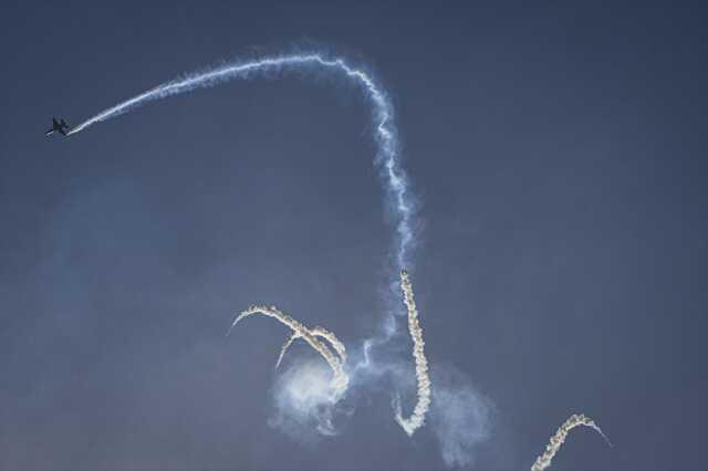 SOLOTÜRK, Cumhuriyet'in 100. yılında Anıtkabir ve başkent semalarında gösteri yaptı SOLOTÜRK, Cumhuriyet'in 100. yılında Anıtkabir ve başkent semalarında gösteri yaptı