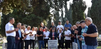 Trabzonspor Efsaneleri Ahmet Suat Özyazıcı'nın Mezarını Ziyaret Etti