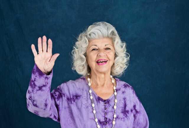 Yeşilçam efsane sesini kaybetti! Usta sanatçı Jeyan Mahfi Tözüm yaşamını yitirdi Yeşilçam efsane sesini kaybetti! Usta sanatçı Jeyan Mahfi Tözüm yaşamını yitirdi