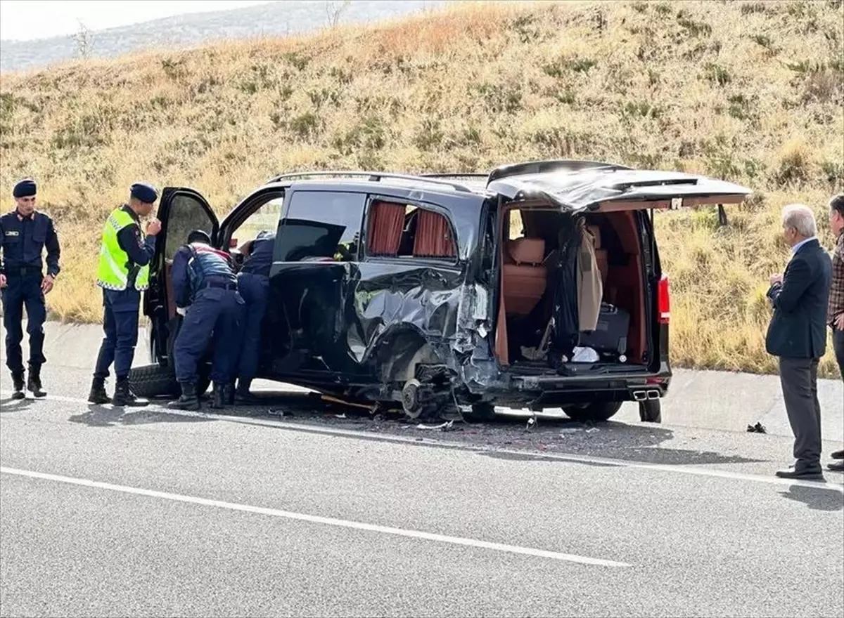 Aksaray'da Lastik Değiştirme Kazası: 2 Ölü, 1 Yaralı