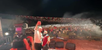 Gaziemir'de Hayko Cepkin Konseriyle Cumhuriyet Bayramı Kutlamaları