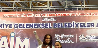 Naim Süleymanoğlu Türkiye Belediyeler Arası Halter Şampiyonasında Düzceli sporcular 4 madalya ile döndü