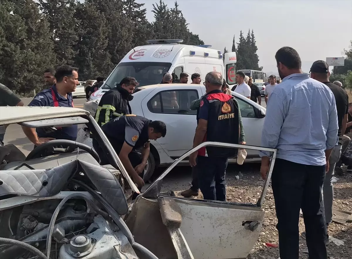 Reyhanlı'da Otomobil Kazası: 1 Ölü, 6 Yaralı