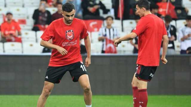 Son Dakika: Kara Kartal ikinci yarıda açıldı! Beşiktaş, Süper Lig'in 10. haftasında Gaziantep FK'yı 2-0 yendi Son Dakika: Kara Kartal ikinci yarıda açıldı! Beşiktaş, Süper Lig'in 10. haftasında Gaziantep FK'yı 2-0 yendi