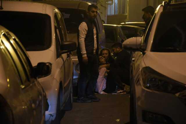 Bipolar hastası adam eşini tabancayla öldürüp aynı silahla intihar etti Bipolar hastası adam eşini tabancayla öldürüp aynı silahla intihar etti