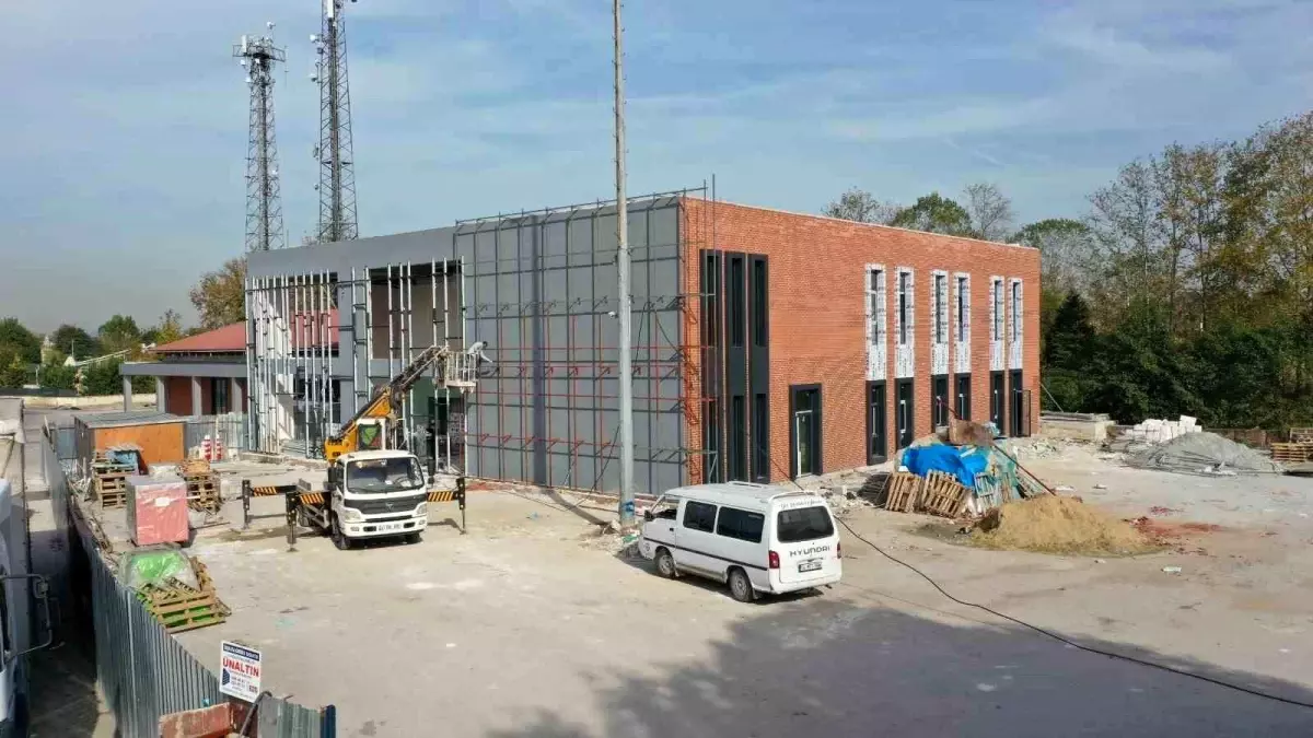 Başiskele'de Yeni Yaşam Merkezi İnşaatı Devam Ediyor