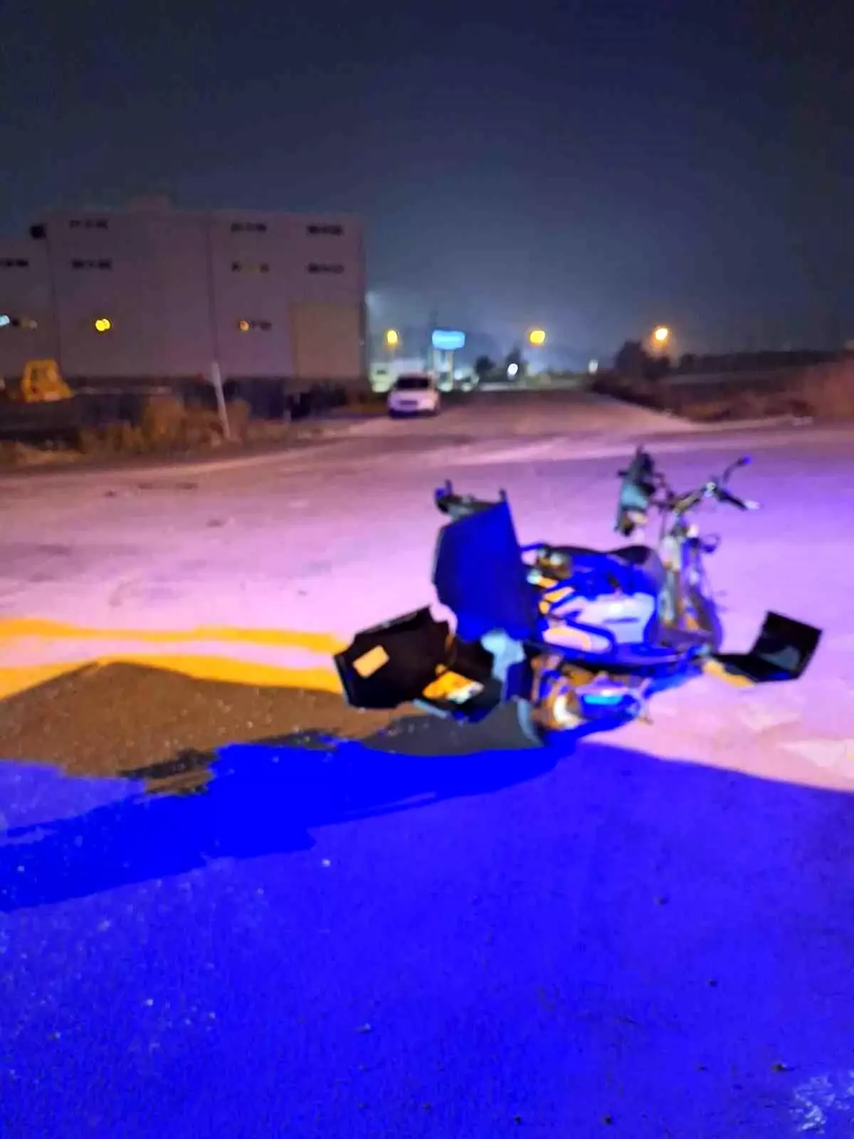 Bursa'da Otomobil Motosiklete Çarptı: 2 Kişi Ağır Yaralandı