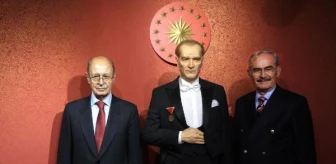 Ahmet Necdet Sezer Yılmaz Büyükerşen Balmumu Heykeller Müzesi'ni Ziyaret Etti