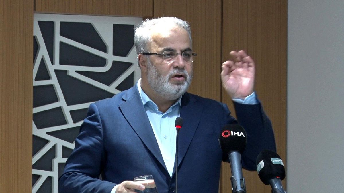 TDV KAGEM tarafından düzenlenen 'iki insan Bir Hayat: Evlilik Okulu' semineri Ankara'da gerçekleşti