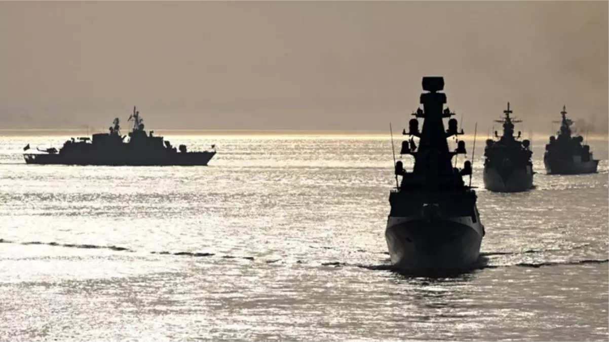Savaşta bir cephe daha açılınca, İsrail'in savaş gemileri Kızıldeniz'e konuşlandı