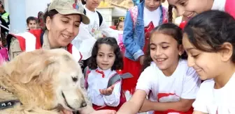 Hakkari İl Jandarma Komutanlığı Öğrencilerle Buluştu