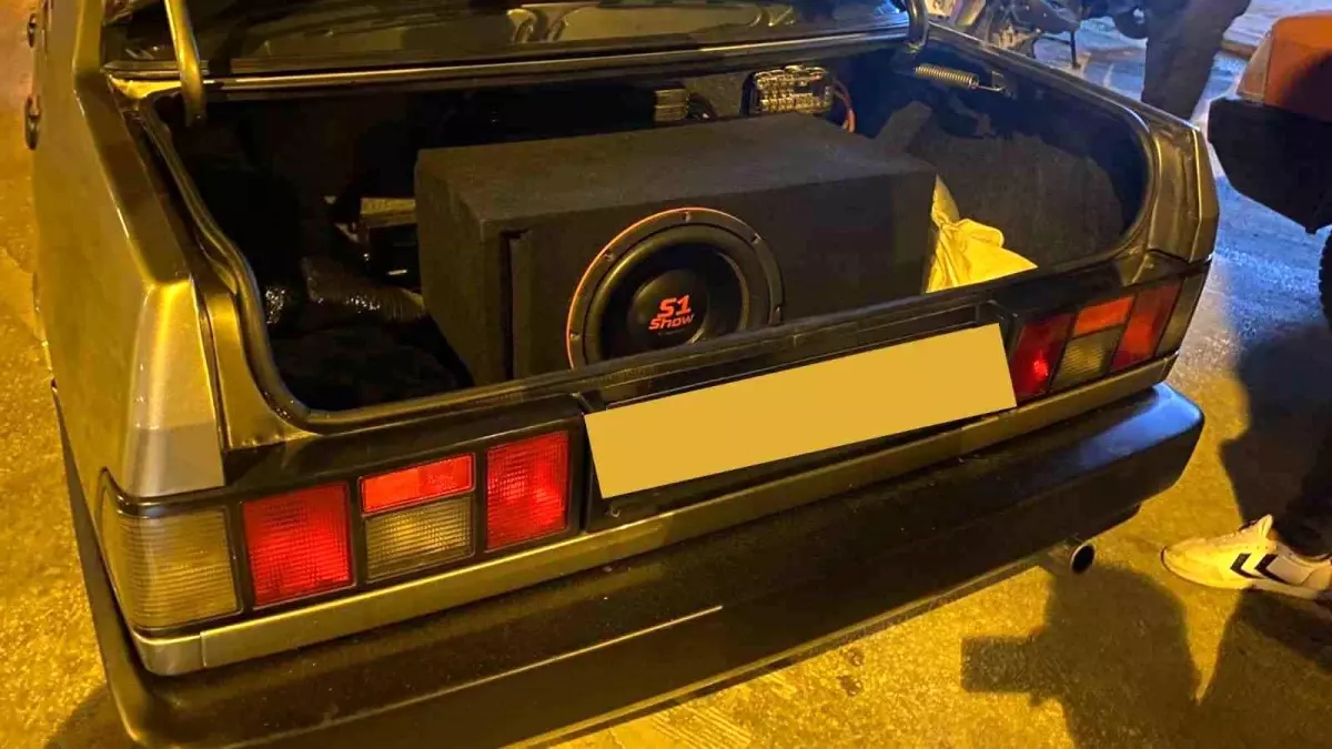 Kastamonu'da Gürültü Yapan Sürücülere Cezai İşlem Uygulandı