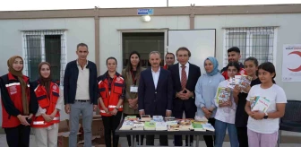 Başkan Kılınç, kitap bağış kampanyasında öğrencilerle bir araya geldi