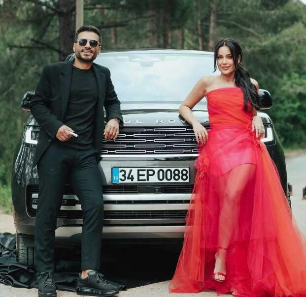 Dilan Polat ve Engin Polat çiftinin lüks araçları emniyete 'DP' plakalı çekiciyle getirildi