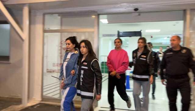 Operasyonunda gözaltına alınan Engin Polat'ın anneannesi serbest bırakıldı Operasyonunda gözaltına alınan Engin Polat'ın anneannesi serbest bırakıldı