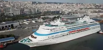 Rus Kruvaziyer Gemisi Samsun Limanına Yanaştı