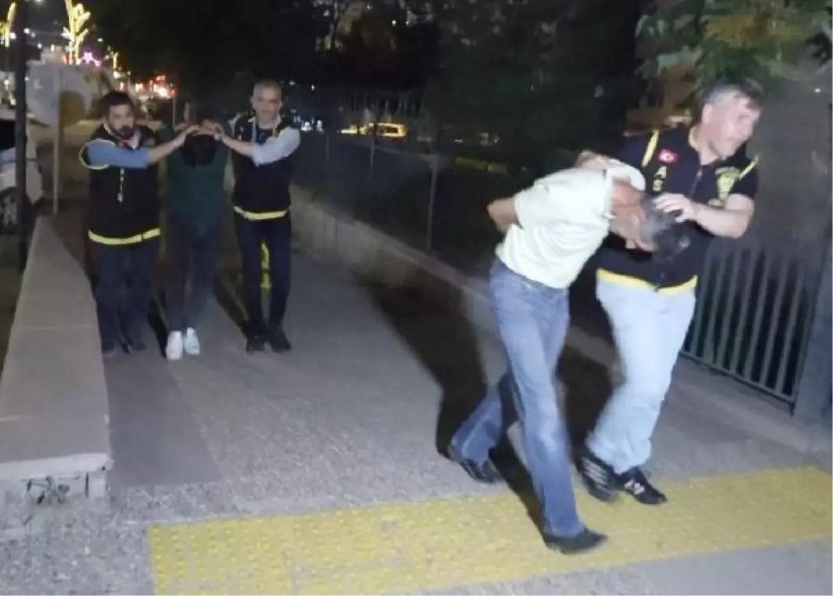 Sulama Kanalında Ceset Bulunan Kadının Üvey Oğlu İtiraf Etti, Boşanma Aşamasındaki Eşi Tutuklandı