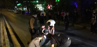 Kahramanmaraş'ta otomobilin çarptığı Suriyeli baba ve 2 oğlu yaralandı