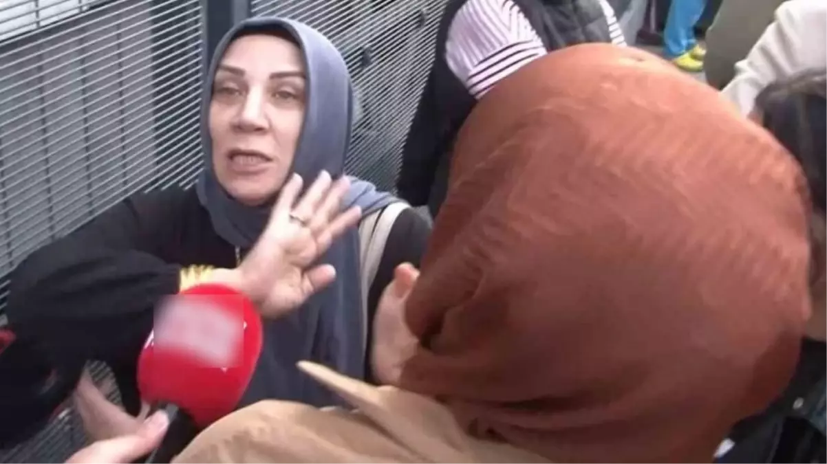 Engin Polat'ın annesi yaşadıklarına veryansın etti, herkes kollarındaki bileziklere takıldı