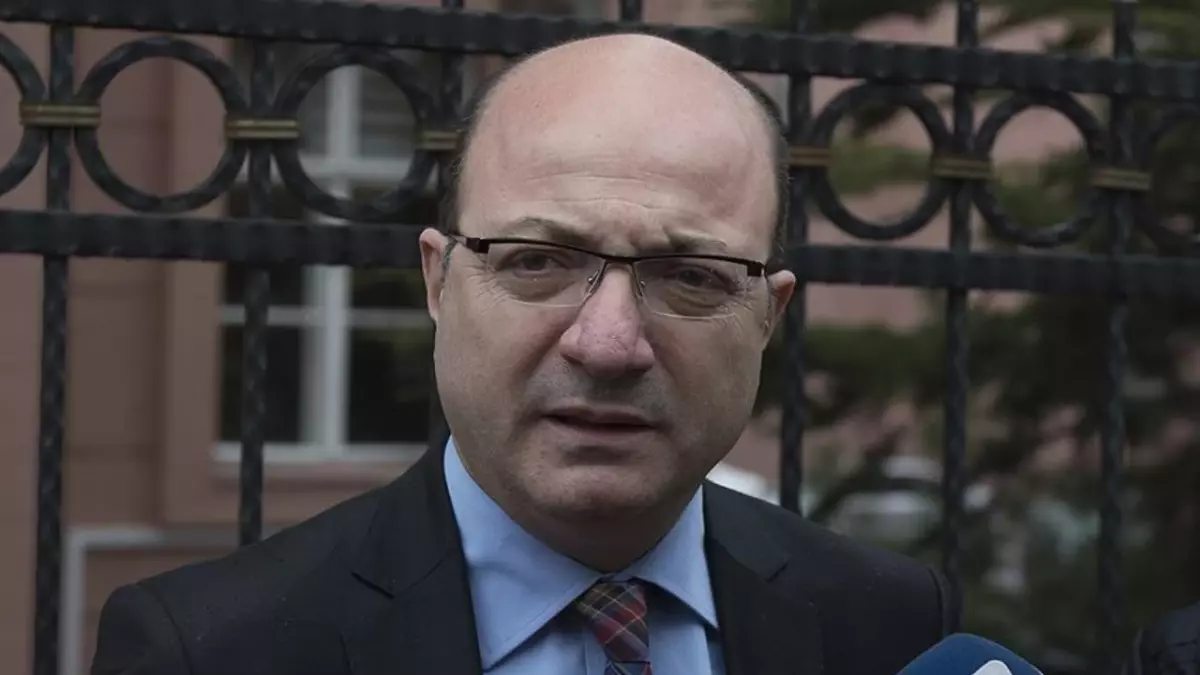İlhan Cihaner genel başkanlık yarışından çekildi mi? İlhan Cihaner genel başkanlık yarışından neden çekildi?
