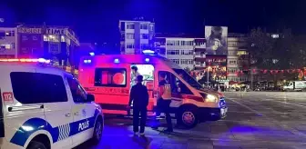 İki grup arasında bıçaklı kavgaya: 1 yaralı