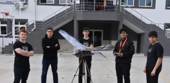 İzmir'deki Lise Öğrencileri Otonom Robotik Kuş Tasarladı