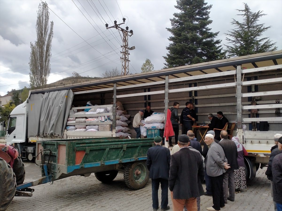 Tokat ürünleri Başçiftlik'ten İstanbul'a gönderiliyor