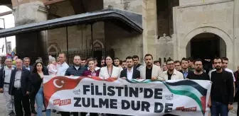 Trakya'da AK Parti'li gençler İsrail'in Gazze'ye yönelik saldırılarını protesto etti