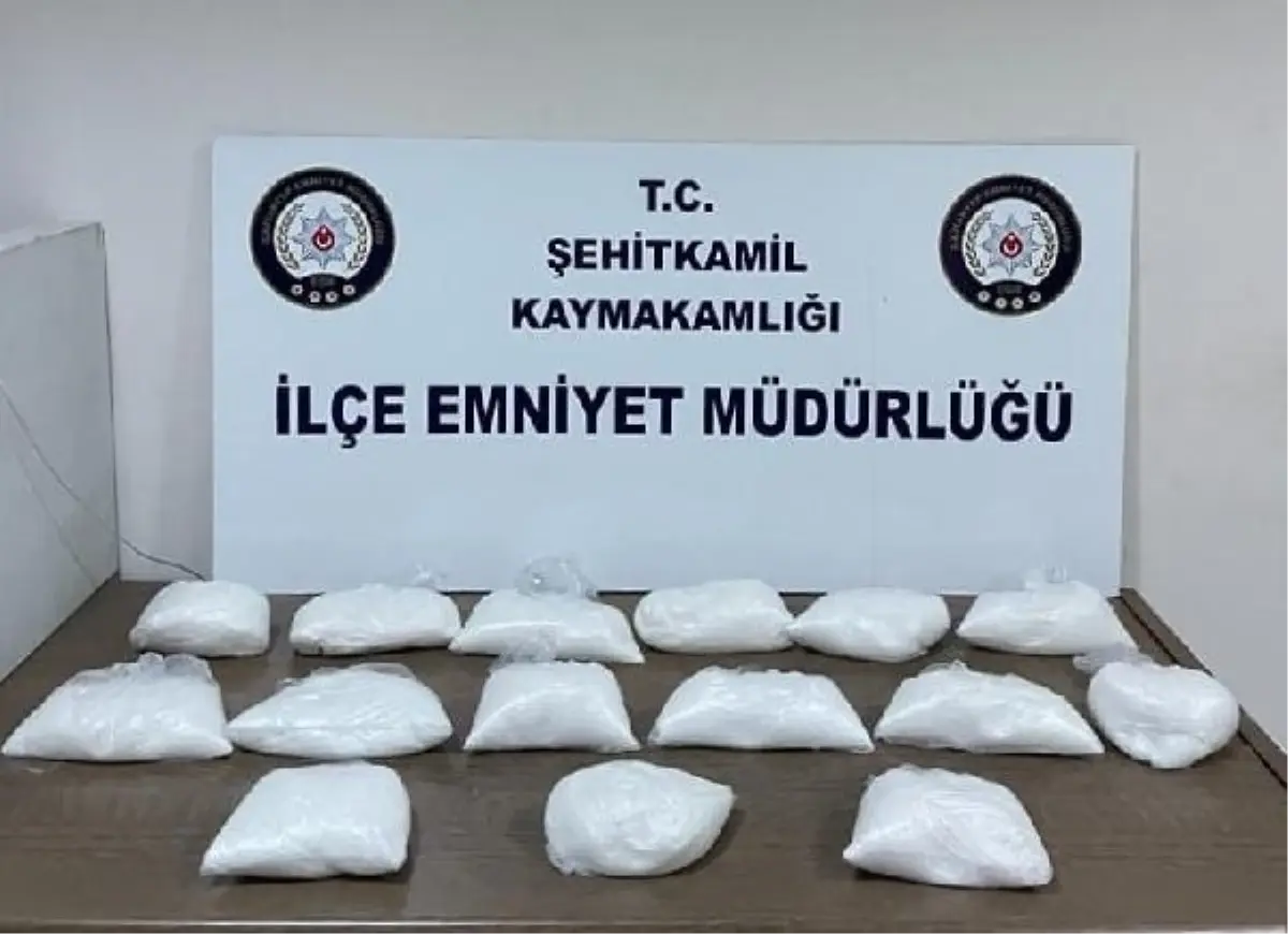 Aracında 14 kilo 950 gram uyuşturucu ile yakalanan sürücü tutuklandı