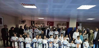 Bandırma'da Karateciler Kemer Terfi Sınavında Başarılı Oldu
