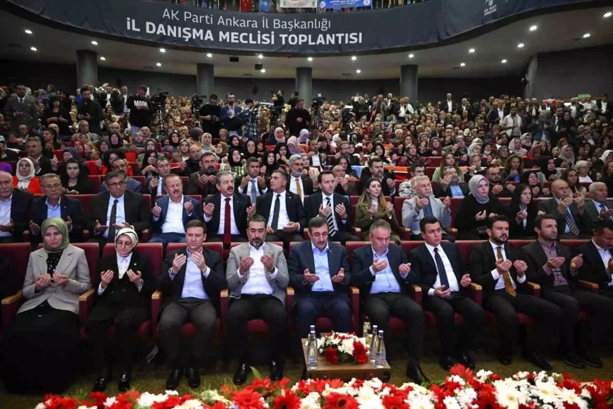 Cumhurbaşkanı Yardımcısı Yılmaz'dan enflasyon mesajı