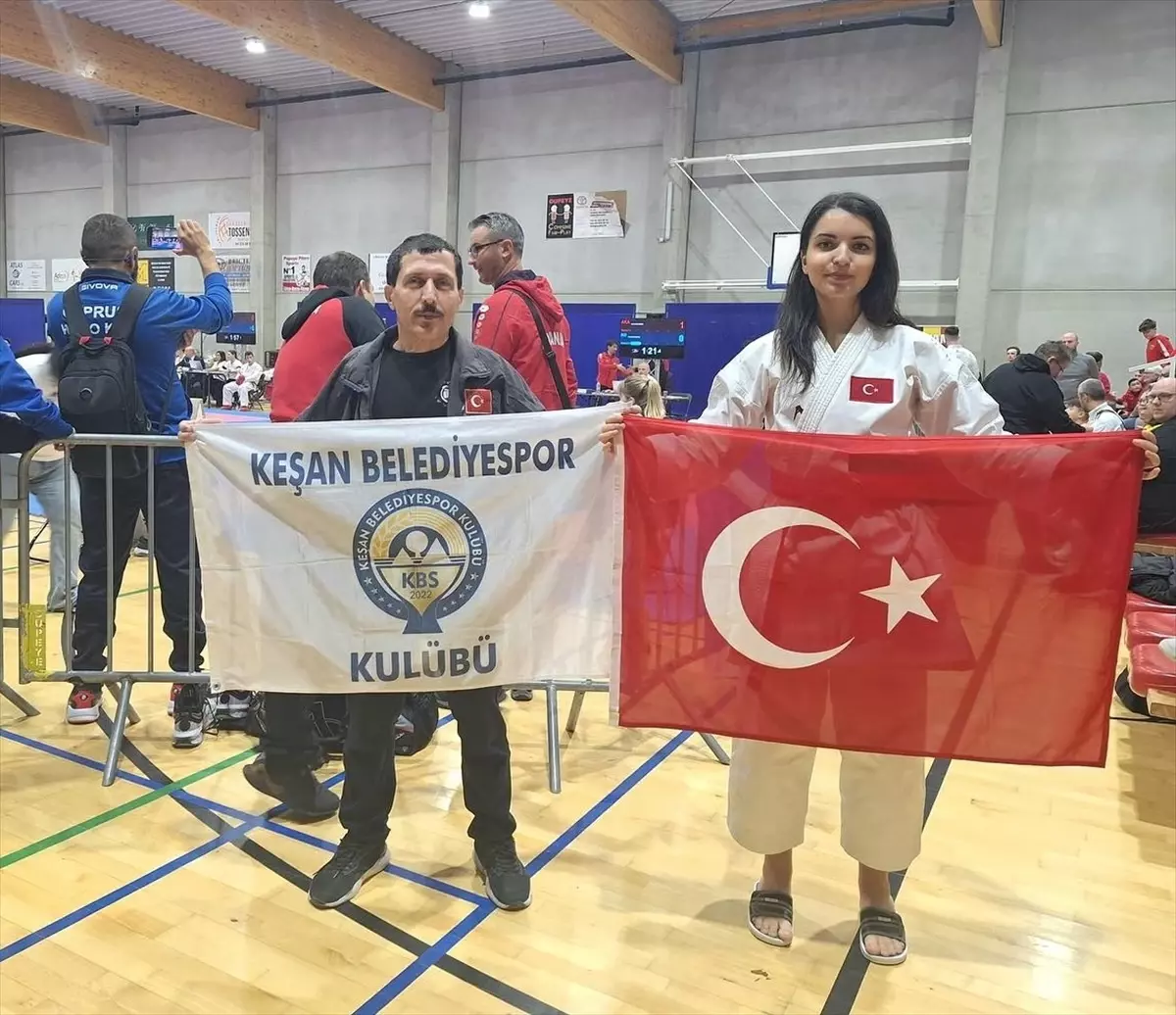 Keşan Belediyespor Kulübü Sporcusu Meltem Şahin 48. Avrupa Wado Kai Karate Şampiyonası'nda 5. oldu