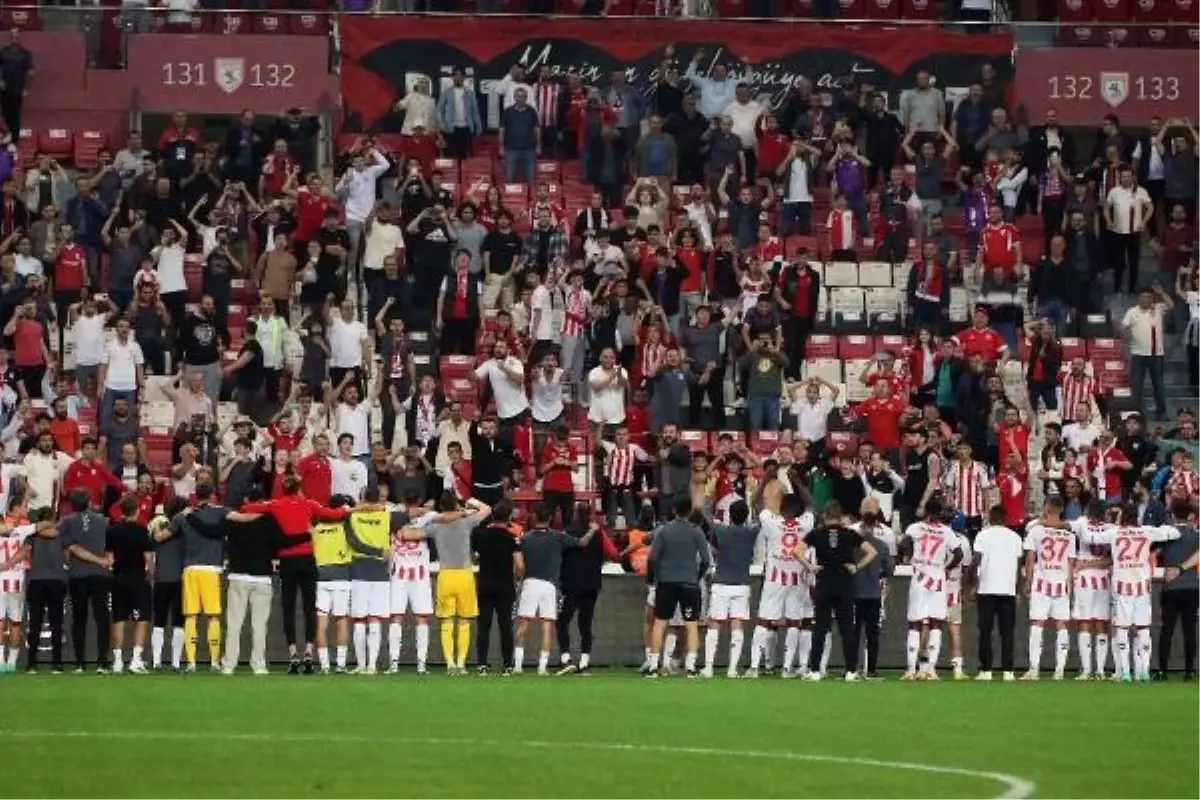 Samsunspor, 11 yıl sonra Süper Lig'de ilk galibiyetini aldı