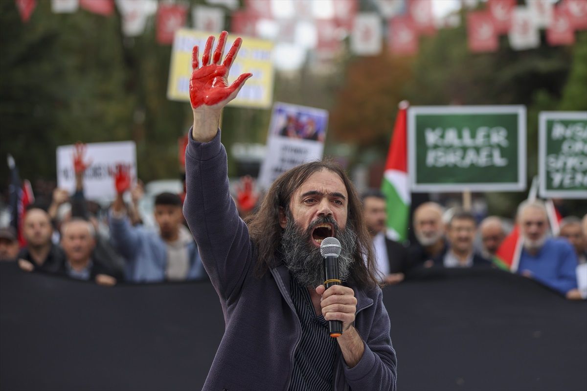 ABD Dışişleri Bakanı Blinken Protesto Edildi